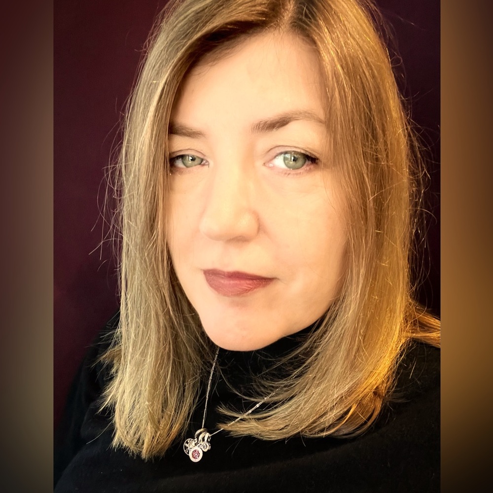 Meet your Posher, Leslie